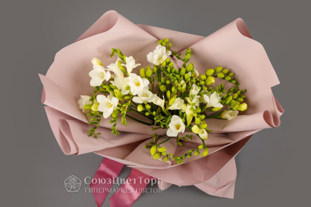 Букет из фрезий Звезда с неба