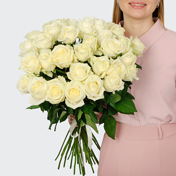 Букет 35 роз Аваланш 60/70 см Букет 35 роз Аваланш 60/70 см