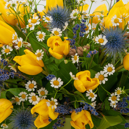 Букет в кашпо Солнечная история