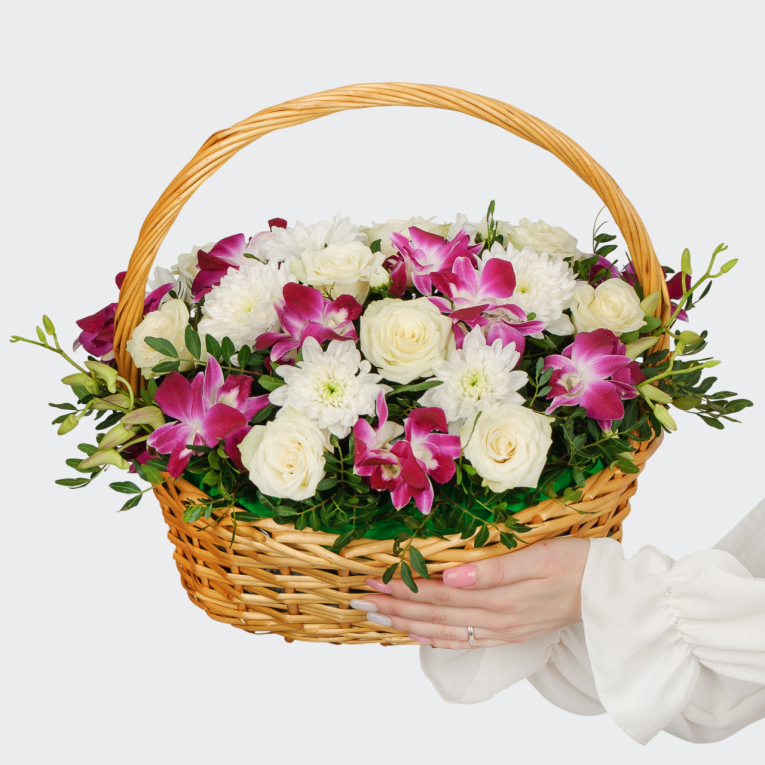 Букет в корзине Империя Солнца