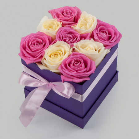 Розы в коробке Игра любви