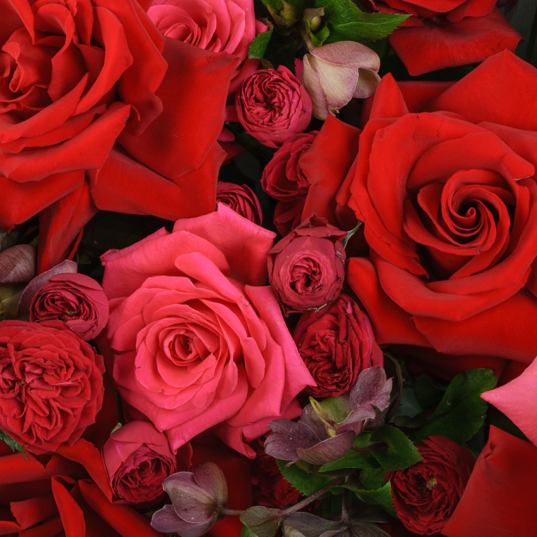 Букет в корзине Алый символ