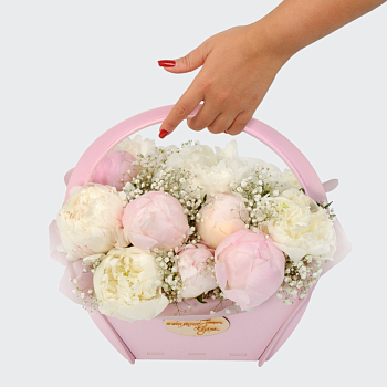 Букет в корзине Любовная сказка