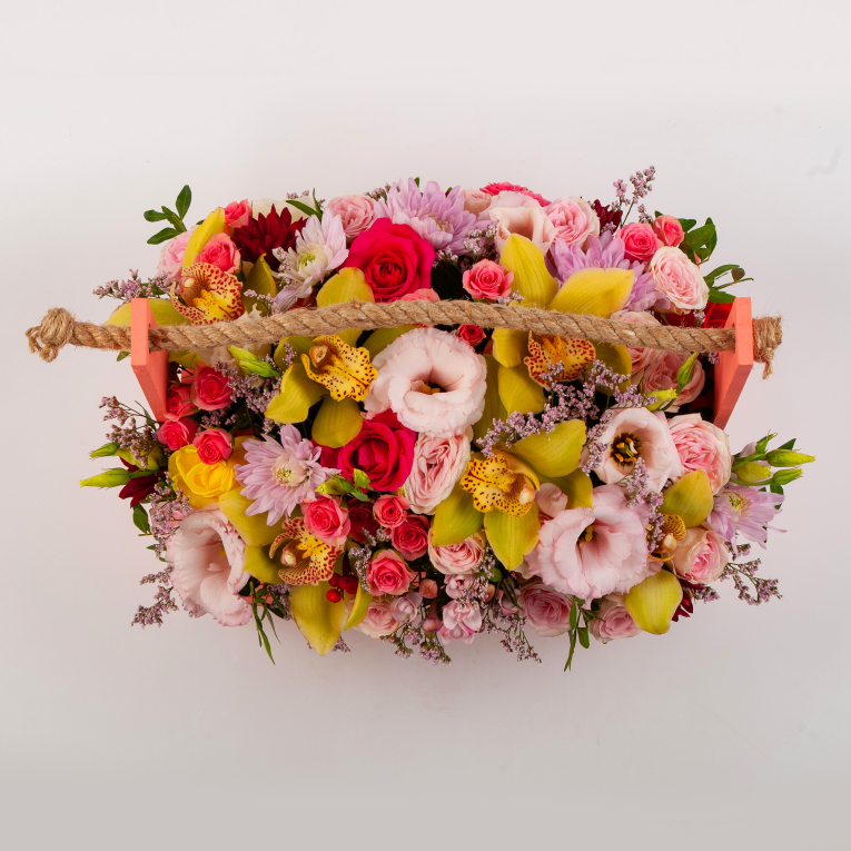 Композиция в кашпо Ласковое слово