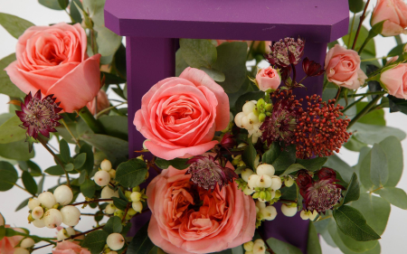 Букет в кашпо Любовная посылка