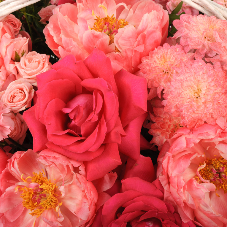 Букет в корзине Счастье без границ