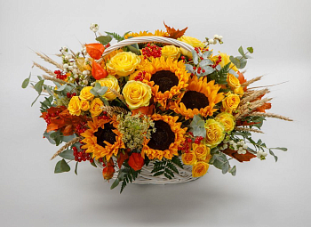 Букет в корзине Солнечный источник Букет в корзине Солнечный источник