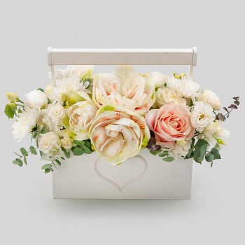 Композиция в кашпо Нежнее нежного