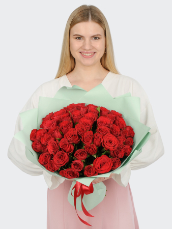 Букет из 51 розы Красный цвет страсти