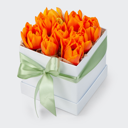 Тюльпаны в коробке Рассвет весны