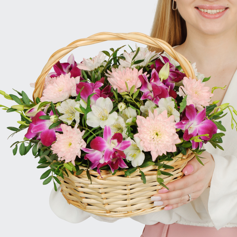 Букет в корзине Безмятежность