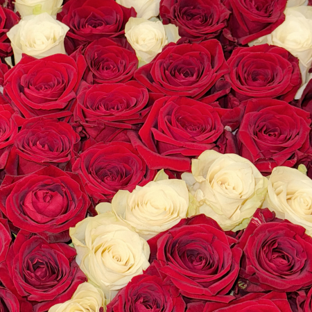 Композиция в корзине Любимой мамочке (351 роза)