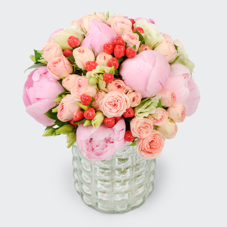 Букет невесты с пионами Николь