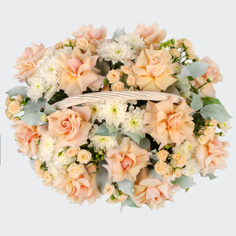 Букет в корзине Французские игры