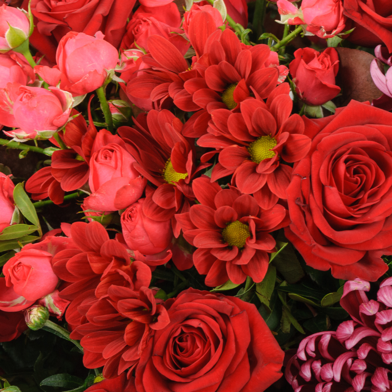 Букет в корзине Бурные чувства