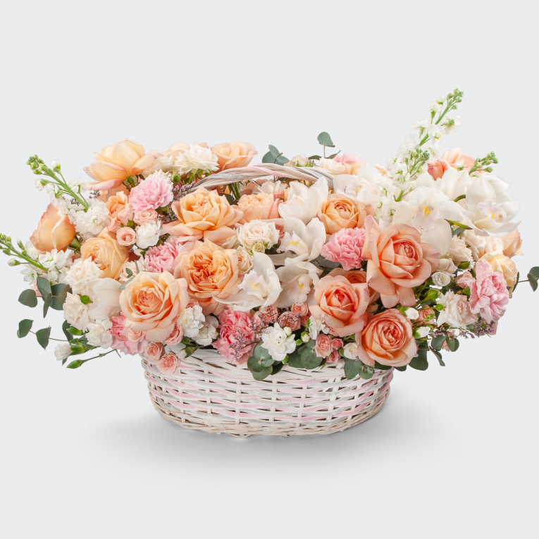 Букет в корзине Влюбленная Афродита