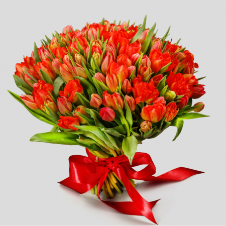 Букет 101 тюльпан, красно-оранжевые