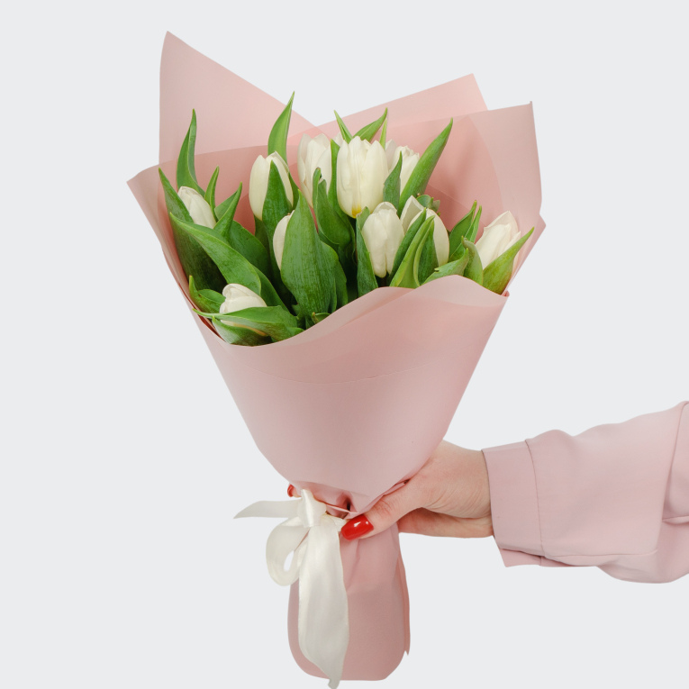 Букет 11 белых тюльпанов