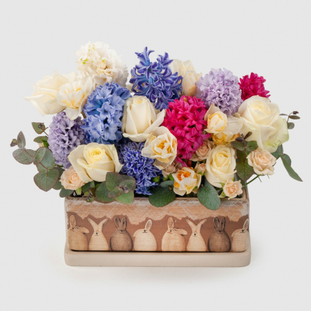 Композиция в кашпо Цветочное лукошко