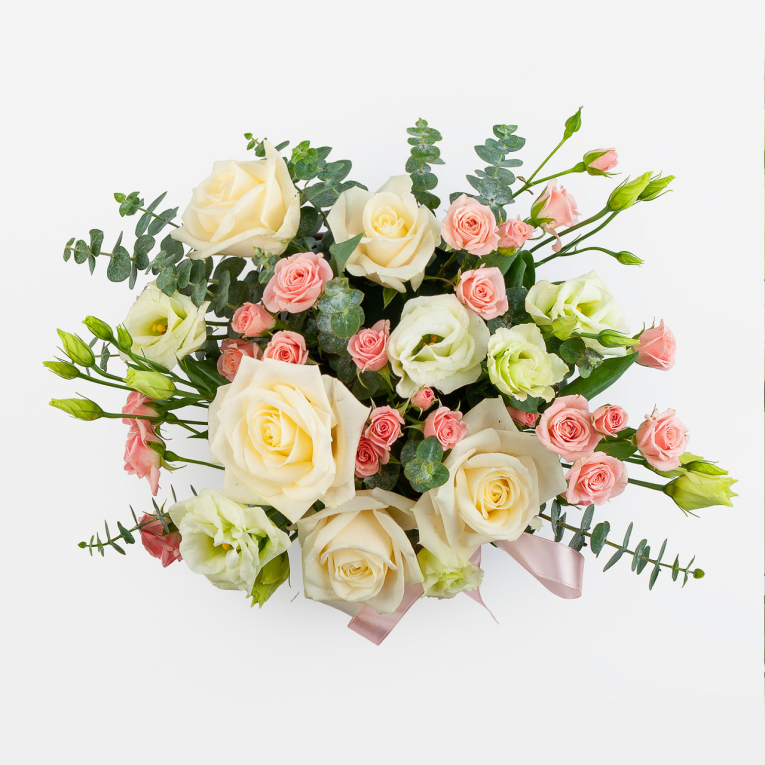 Композиция в кашпо Тихие чувства