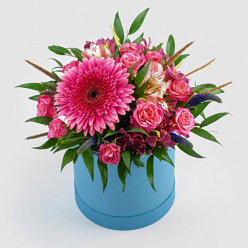 Букет в коробке Аквитания