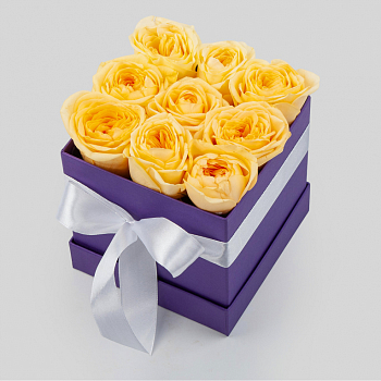 Розы в коробке Лимонная любовь