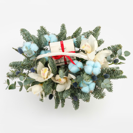 Букет в корзине Серебряное счастье