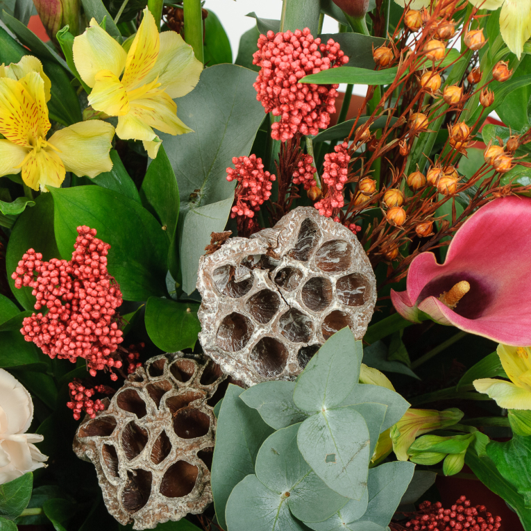 Букет в корзине На крыльях любви