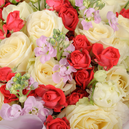 Букет с маттиолой Сливочный поцелуй