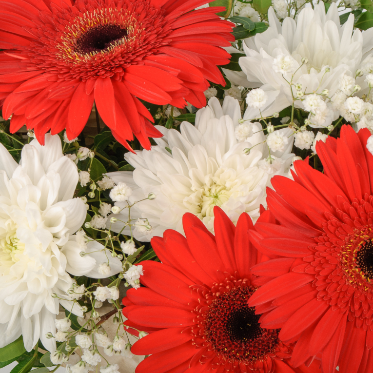 Букет в ящике Сен-Пьер