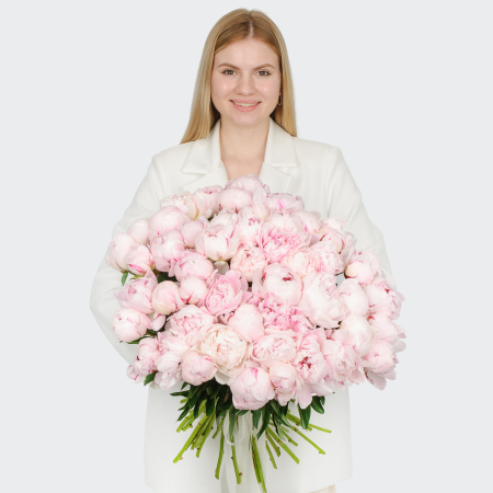 Букет из пионов 51 комплимент