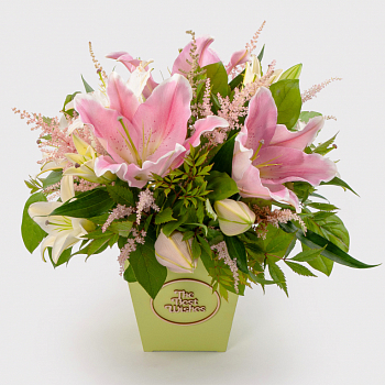 Букет в кашпо Сладкие игры