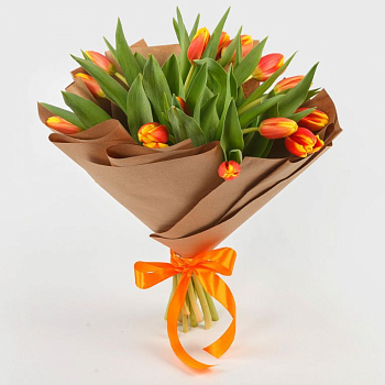 Букет тюльпанов Поцелуй весны