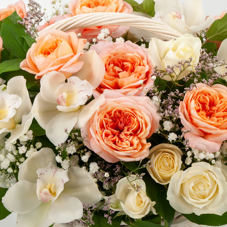 Букет в корзине Небесный дар