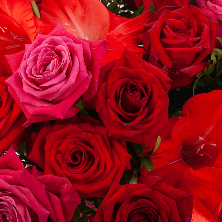 Букет в коробке Любовные знаки