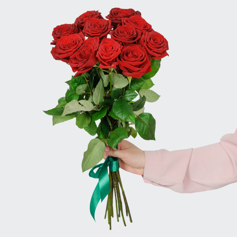 Букет 11 красных роз Ред Наоми (60 см)