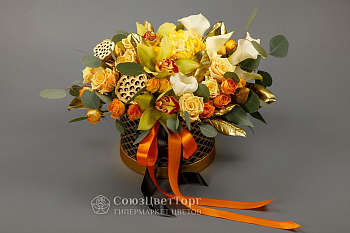 Букет в коробке День карнавала