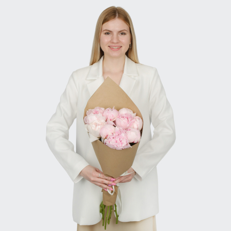 Букет из 9 пионов Страна грез