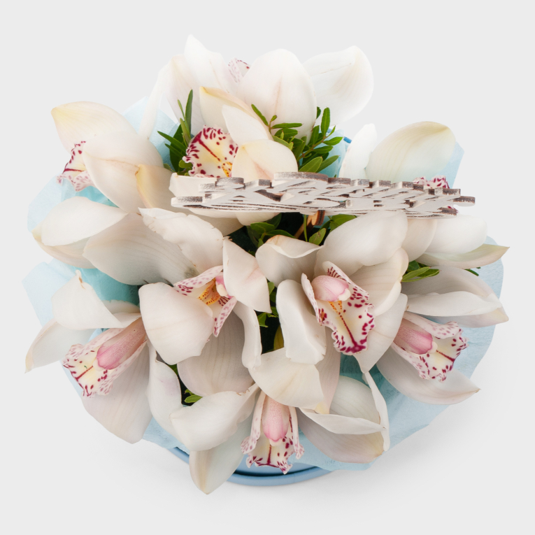 Букет в коробке Белым мелом