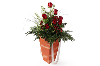 Букет Красная линия в коробке Букет Красная линия в коробке