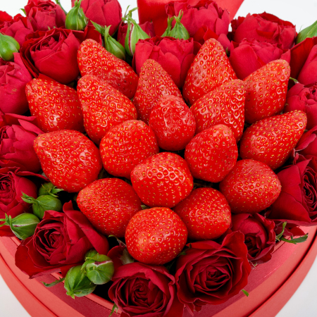 Композиция Клубничный поцелуй