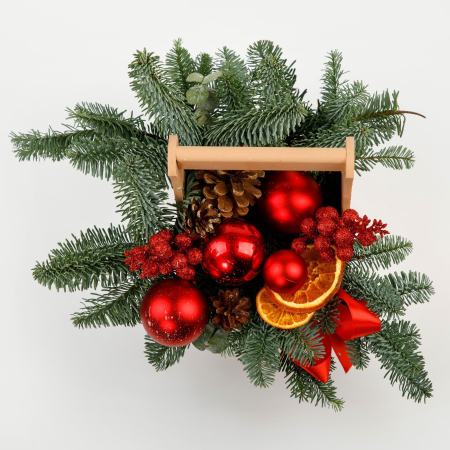 Композиция в кашпо Пряный глинтвейн