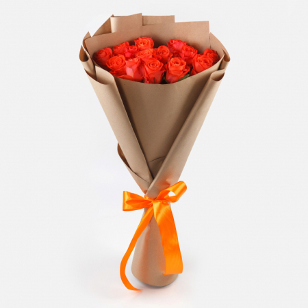 Букет из 15 роз Все начинается с любви