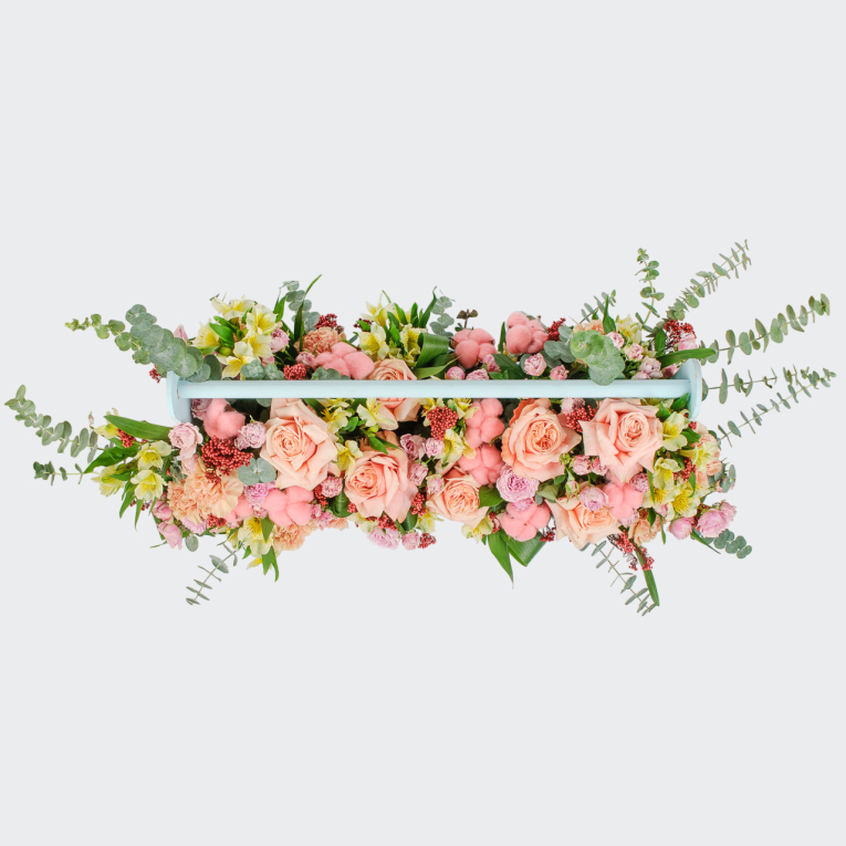 Композиция в кашпо Чудесный садовник