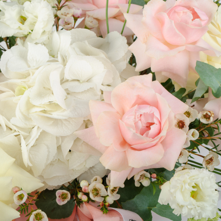 Букет в коробке Поцелуй нежности