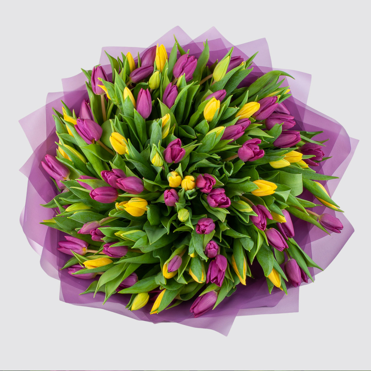 Букет 101 тюльпан Весенний фейерверк