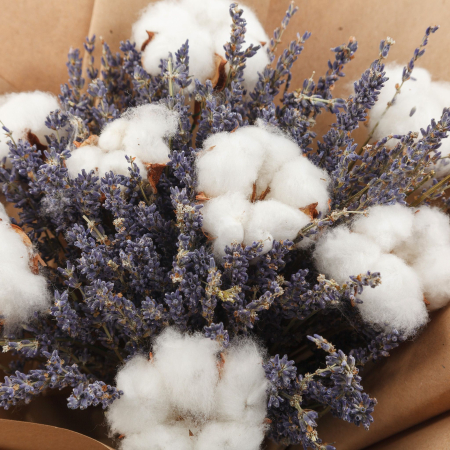 Букет с лавандой Снег в Париже