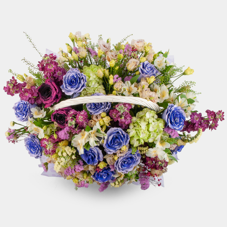 Букет в корзине Ночная сказка