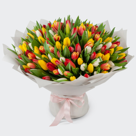 Букет 151 тюльпан Лучики солнца