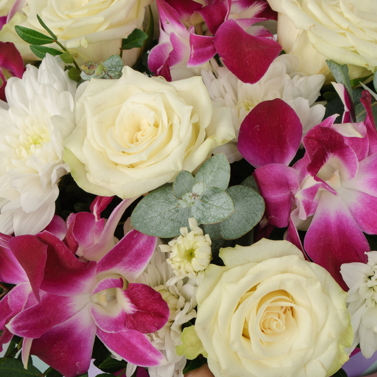 Букет в коробке Ягодное мороженое